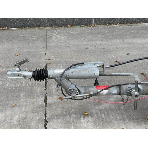 2012 دووسان 7/51-42728745