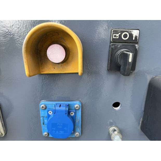 2007 Atlas-Copco QAX 20-42728822