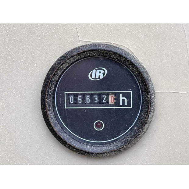 2012 Doosan XHP 900-42728866