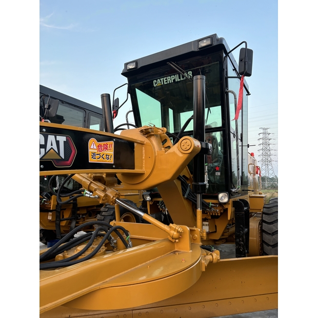 2024 Caterpillar 140K-42728905
