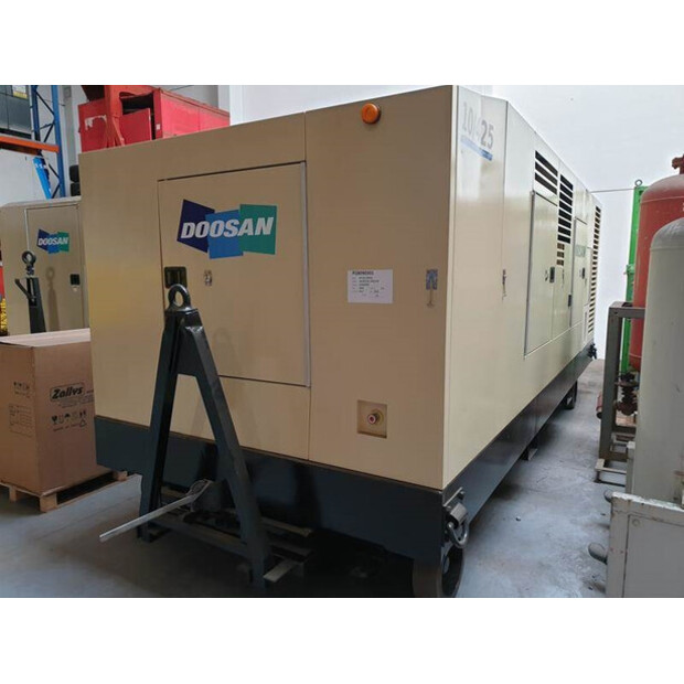 2012 Doosan 10 / 425 OIL FREE AIR-42729253