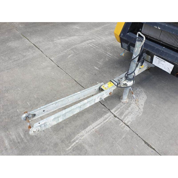 2011 كيزر M 30-42729798