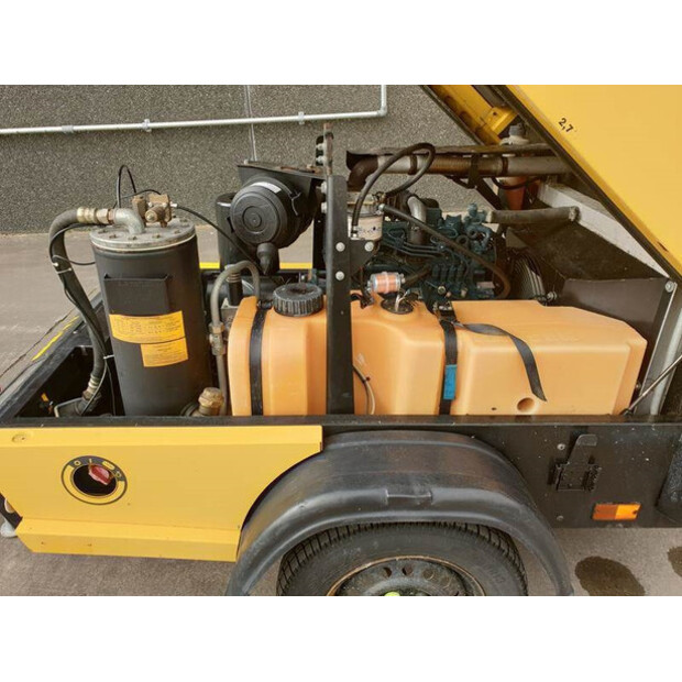 2011 Kaeser M50-42729805