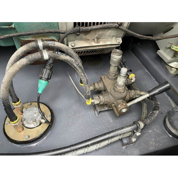 2011 أطلس كوبكو QAS 325-42729879