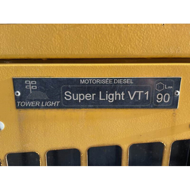 2011 Tower LIGHT VT 1 FHJM-42730104