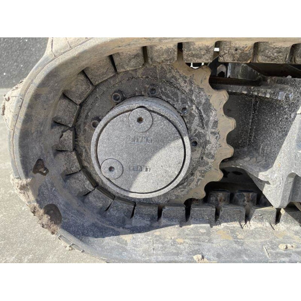 2019 JCB 15C-1-42730387