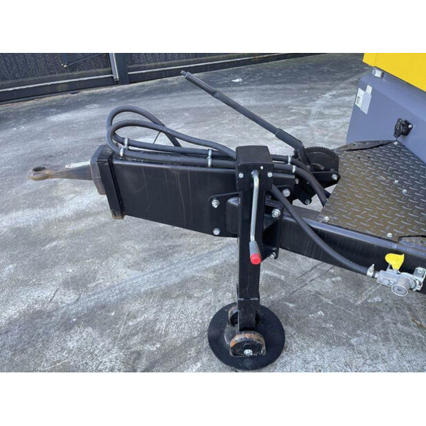 2023 Atlas-Copco V 28 STAGE V-42730443