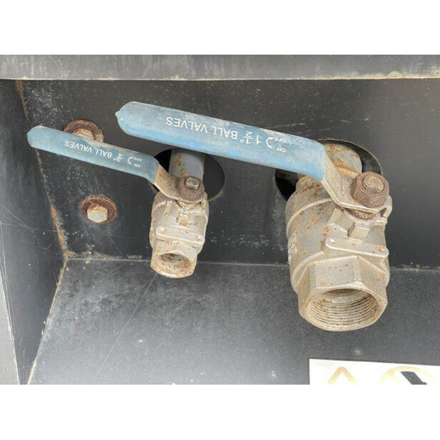 2012 CHICAGO PNEUMATIC CPS400-42731280
