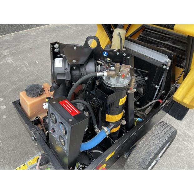 2015 Kaeser M 20-42731795