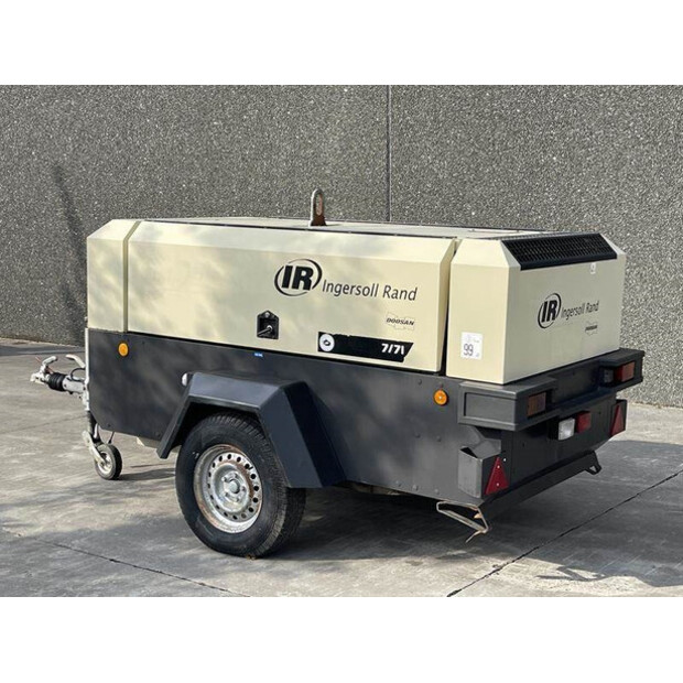 2011 INGERSOLL RAND 7 / 71 - N-42732258