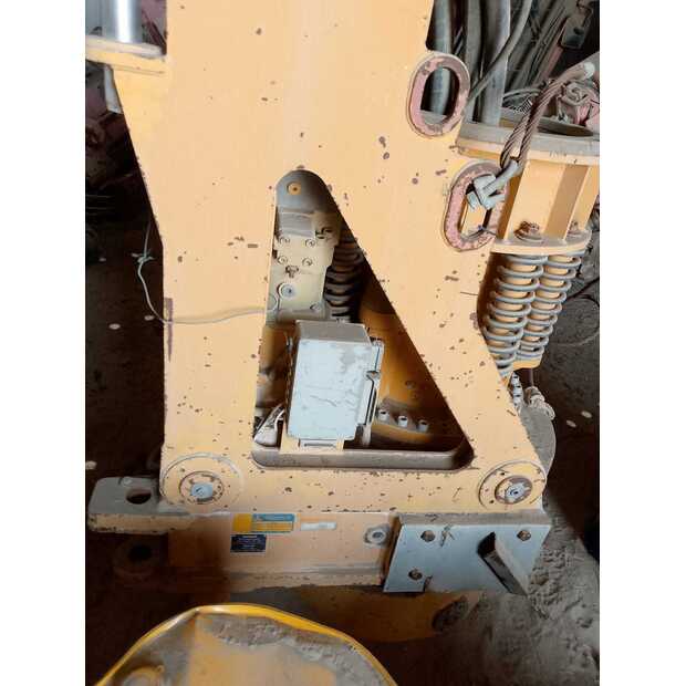 2007 Bauer MBG-24-42732554