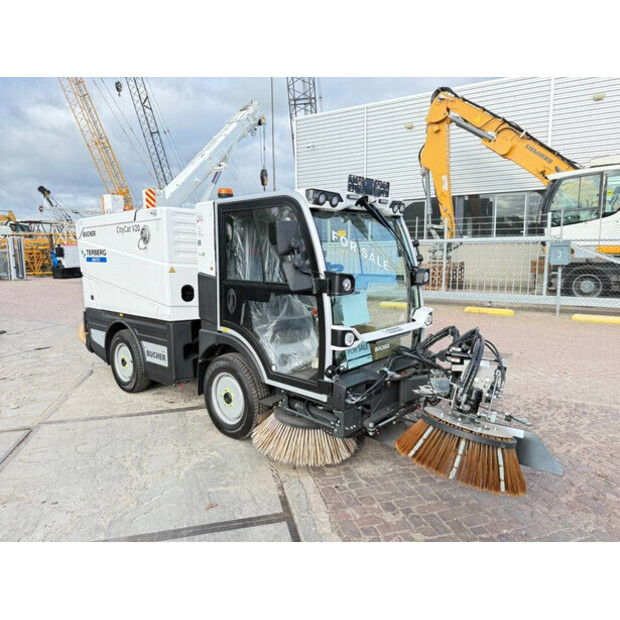 2023 بوشر CityCat V20-42732590