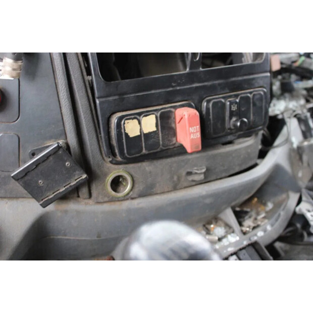 2010 Mercedes-Benz AXOR 2633-42732803