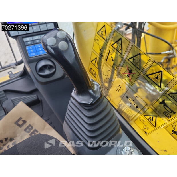 2018 Komatsu PC700 LC -11-42733168