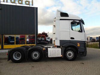 2019-mercedes-benz-actros-2645-1323605-42733383
