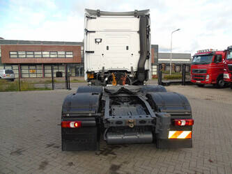 2019-mercedes-benz-actros-2645-1323605-42733386