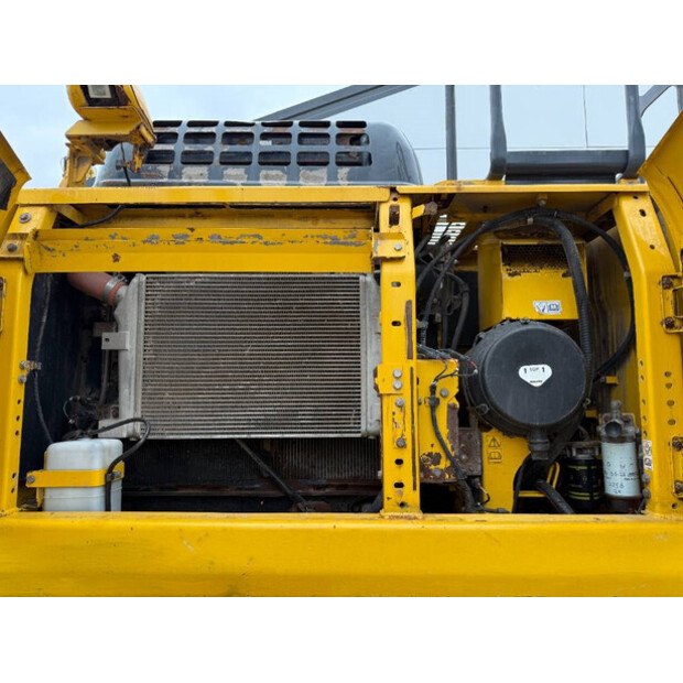 2017 Komatsu PC360LC-11-42733390