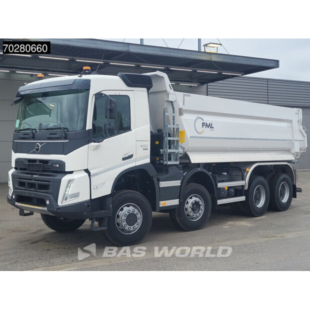 2024 فولفو FMX 460-42733426