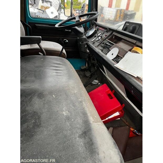 1986 Renault JK75-42747309