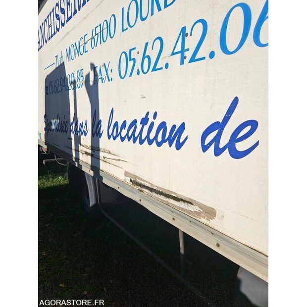 2005 Renault Midlum-42747312