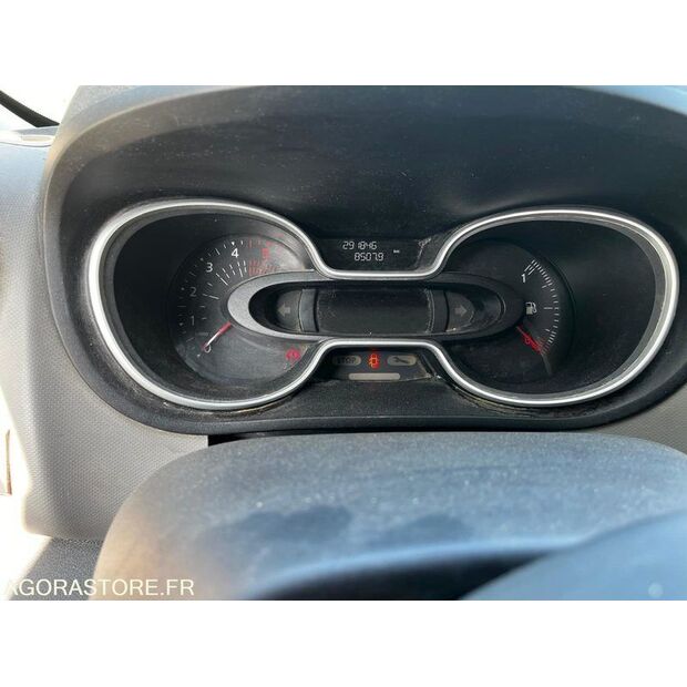 2019 Renault Trafic-42747572