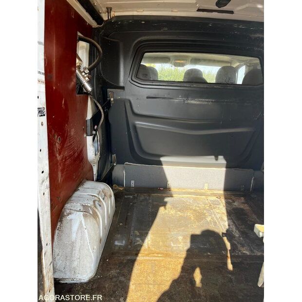 2019 Renault Trafic-42747576