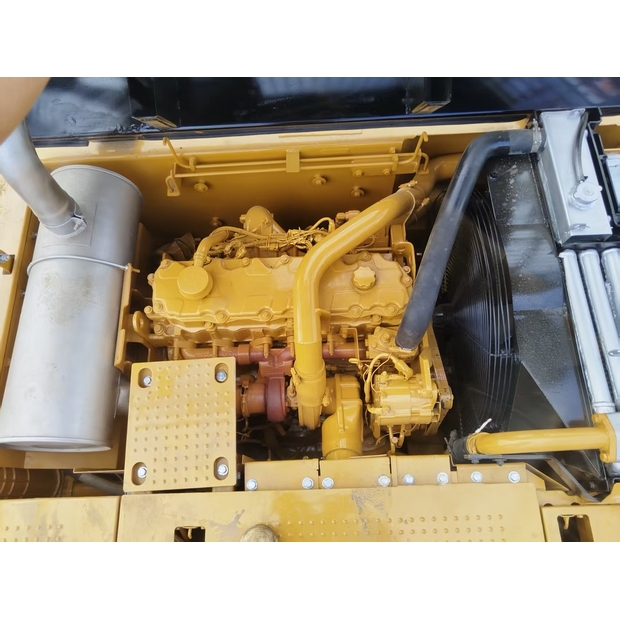 2023 Caterpillar 330D-42748419
