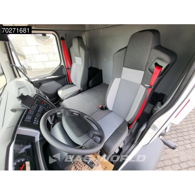2025 Renault D280-42748553