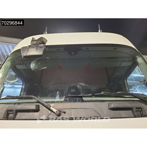 2018 رينو T460-42748707