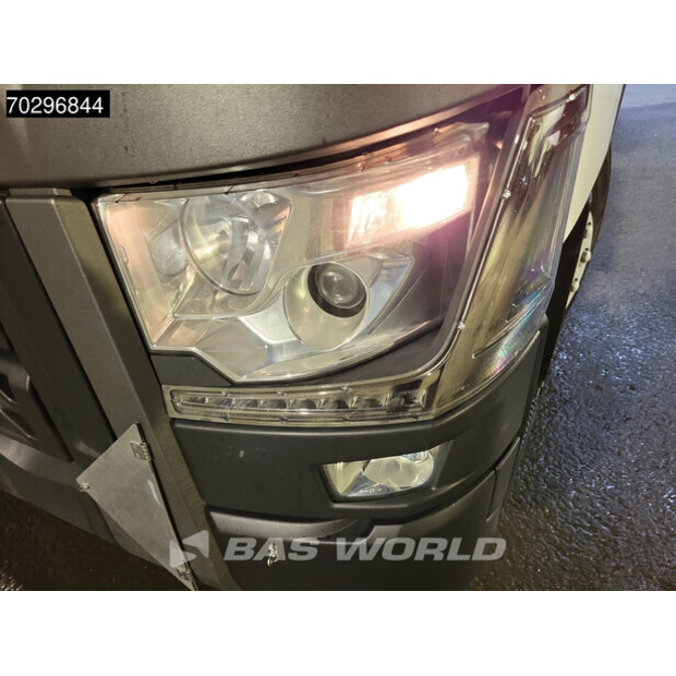 2018 رينو T460-42748709