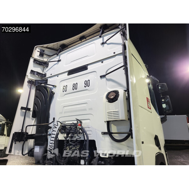 2018 رينو T460-42748711