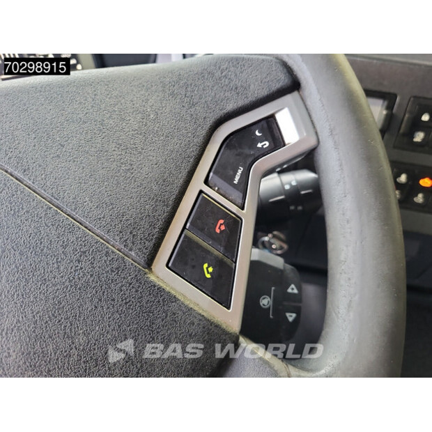 2019 رينو T520-42749054