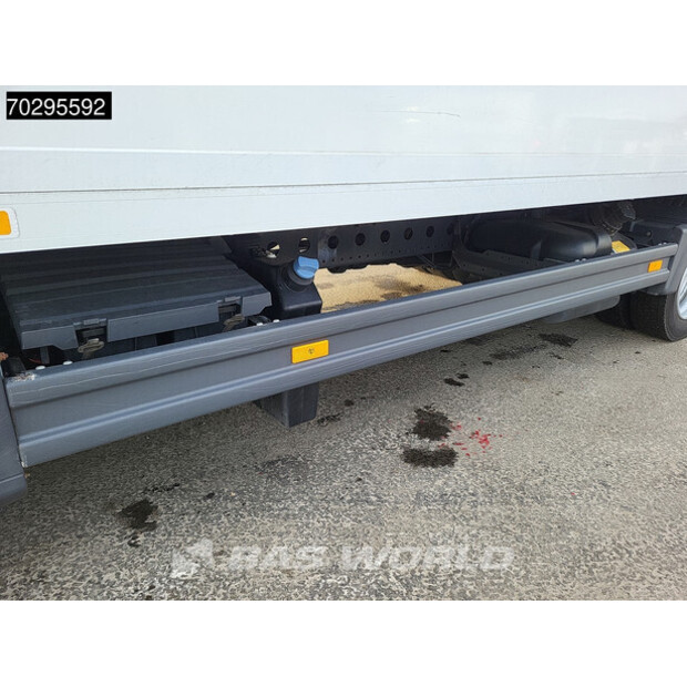 2021 مرسيدس بنز ATEGO 818-42749137