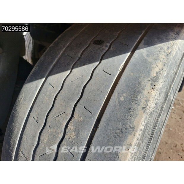 2014 Lamberet Carrier Vector 1550-42749405