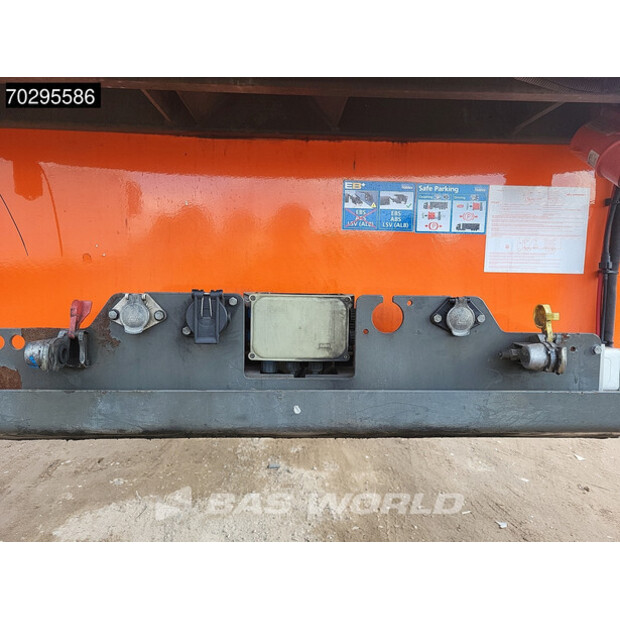 2014 Lamberet Carrier Vector 1550-42749414
