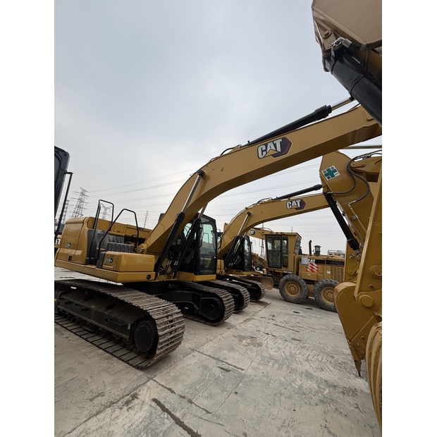 2022 كاتربيلر 320GC-42749431