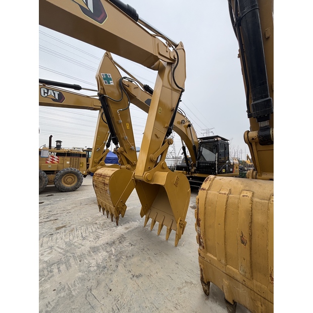 2022 كاتربيلر 320GC-42749436