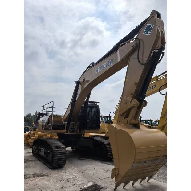 2024 Caterpillar 340D-42749444