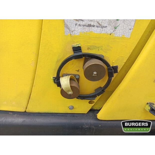 2013 Hyster H8.0FT9-42749588