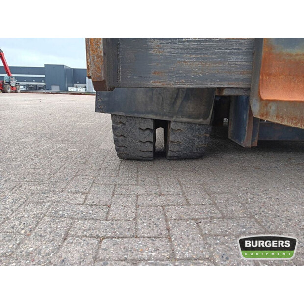 2013 Hyster H8.0FT9-42749591