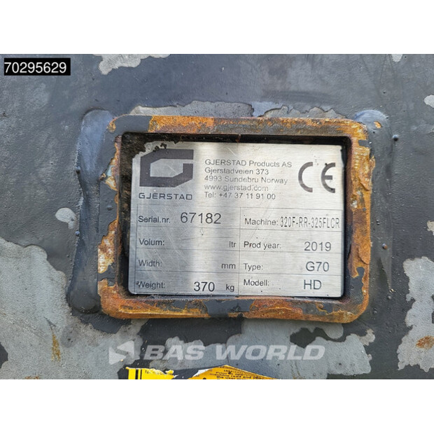 2017 Caterpillar 325FLCR-42750822