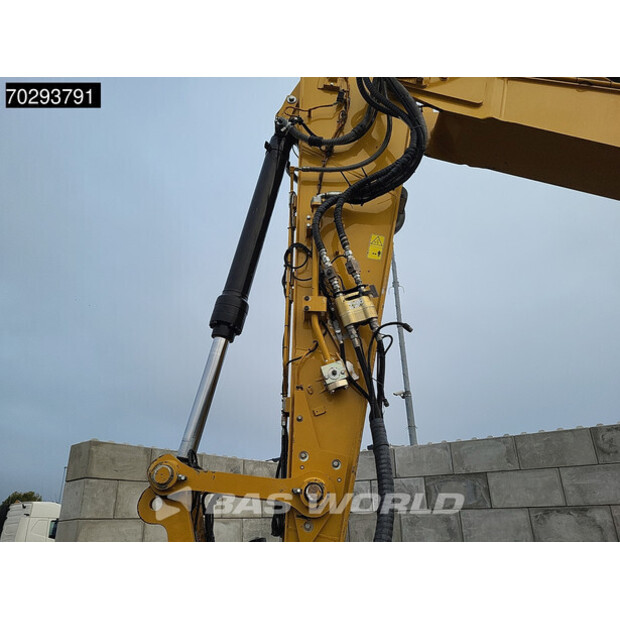 2020 كاتربيلر 323-42750838