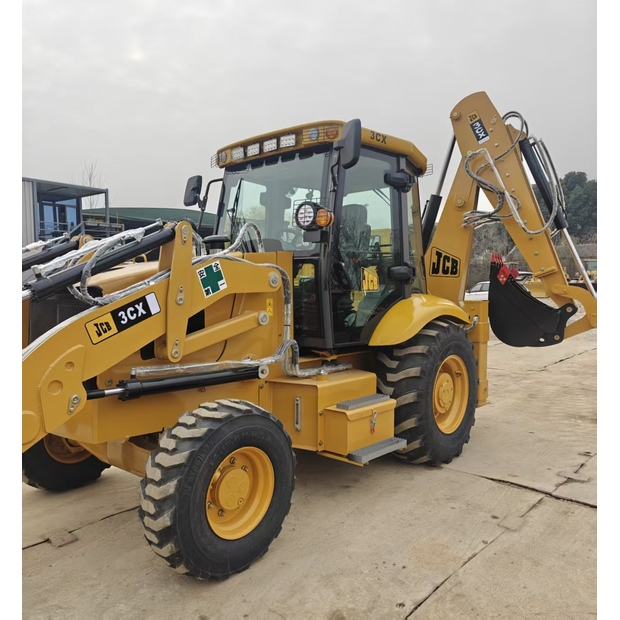 2025 JCB 3CX-42751125