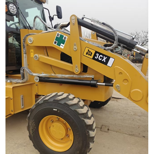 2025 JCB 3CX-42751127