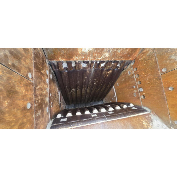 2016 باورسكرين PT400-42751556