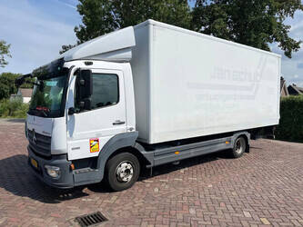 Image for Box Body Trucks 2016 Mercedes-Benz ATEGO 916
