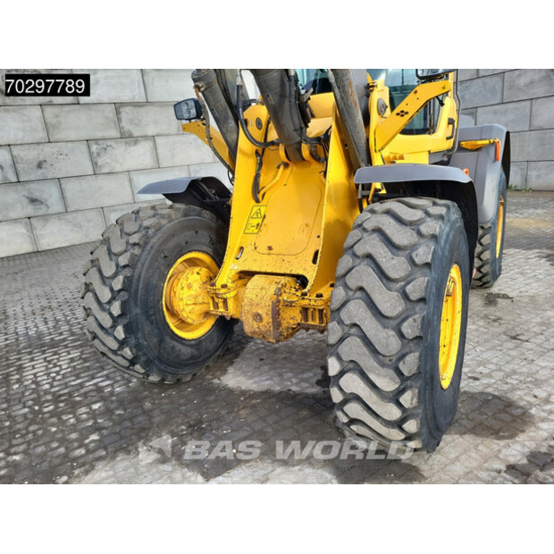 2018 فولفو L90H-42756525