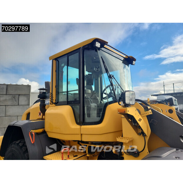 2018 فولفو L90H-42756541