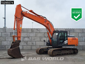 صورة ل حفارات مجنزرة 2018 هيتاشى ZX210LC-6