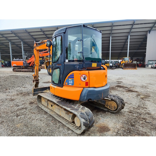 2000 كوماتسو PC35-8-42769282